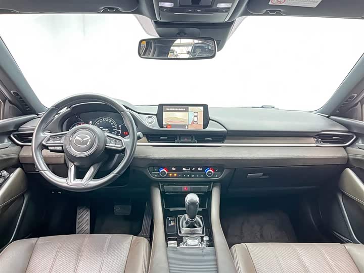 Фото 23 - Mazda Atenza