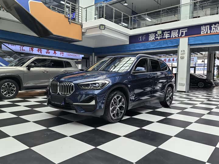 Фото 1 - BMW X1