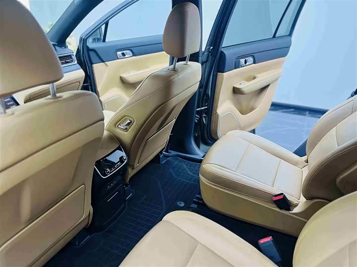 Фото 14 - LiXiang One