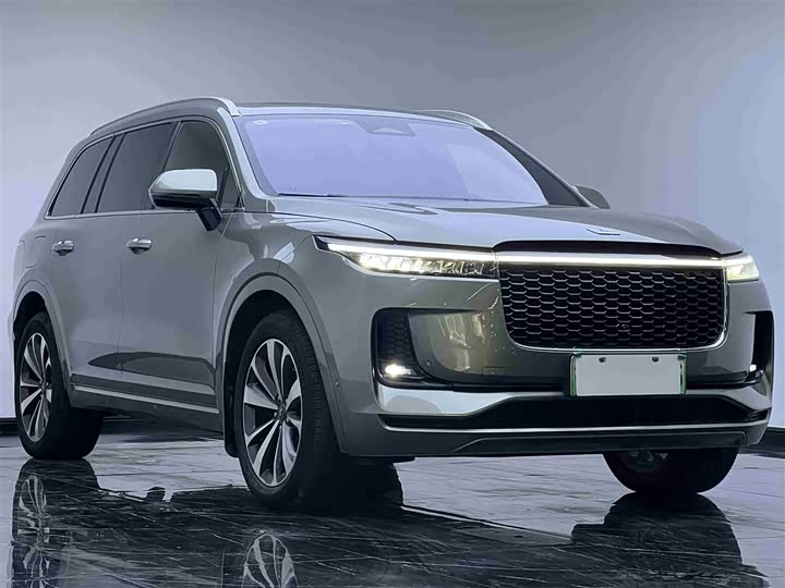 Фото 2 - LiXiang One