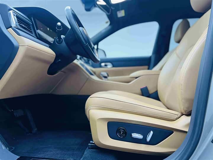 Фото 5 - LiXiang One