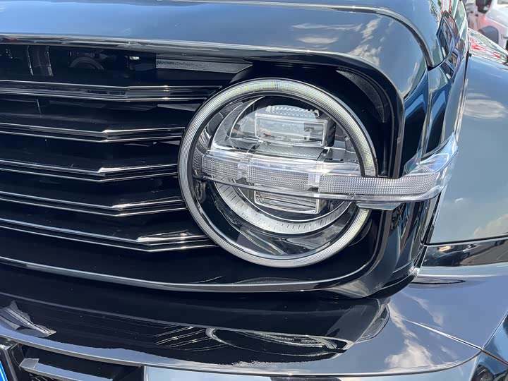 Фото 4 - Tank 300