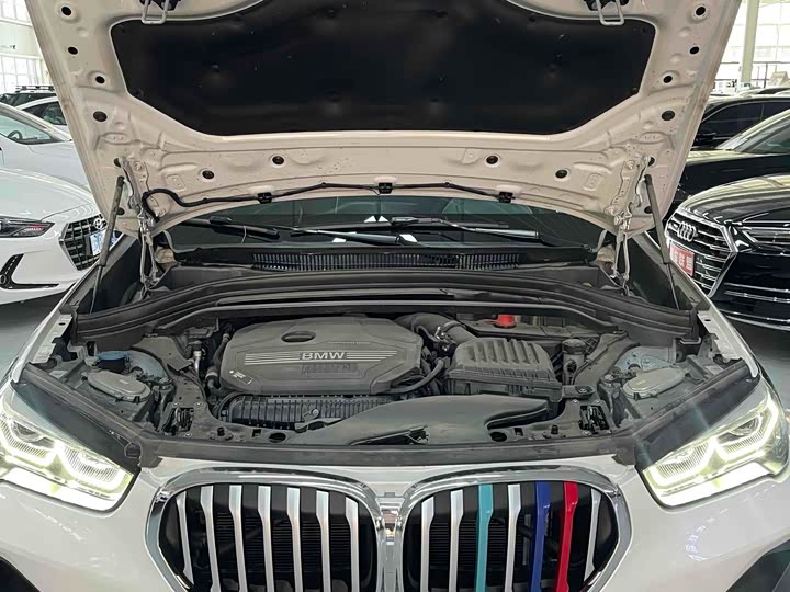 Фото 18 - BMW X1