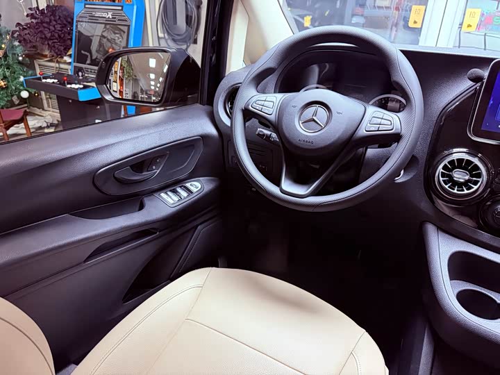 Фото 34 - Mercedes-Benz Vito