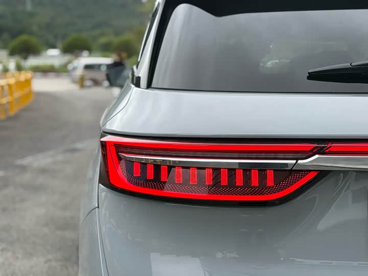 Фото 8 - Jetour Shanhai L9