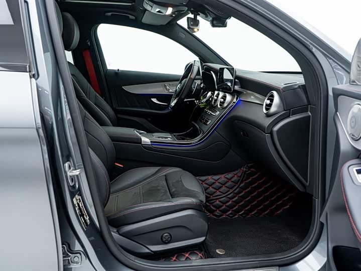 Фото 11 - Mercedes-Benz GLC-Class Coupe AMG