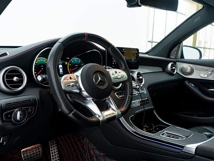 Фото 15 - Mercedes-Benz GLC-Class Coupe AMG