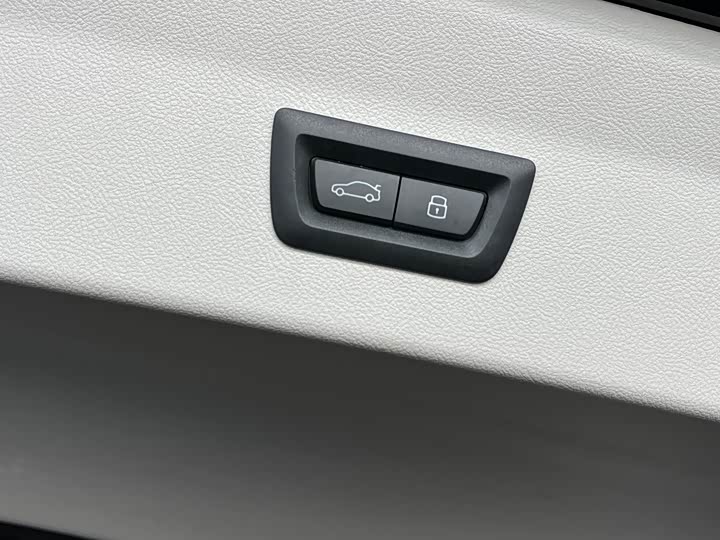 Фото 10 - BMW X4