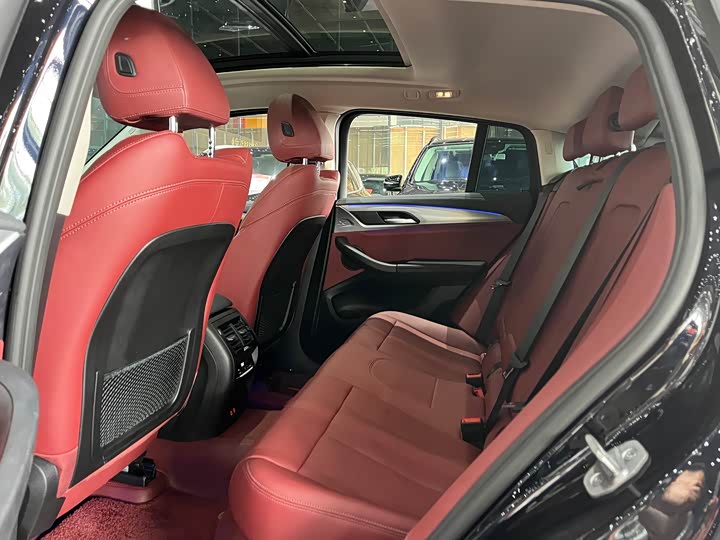 Фото 13 - BMW X4