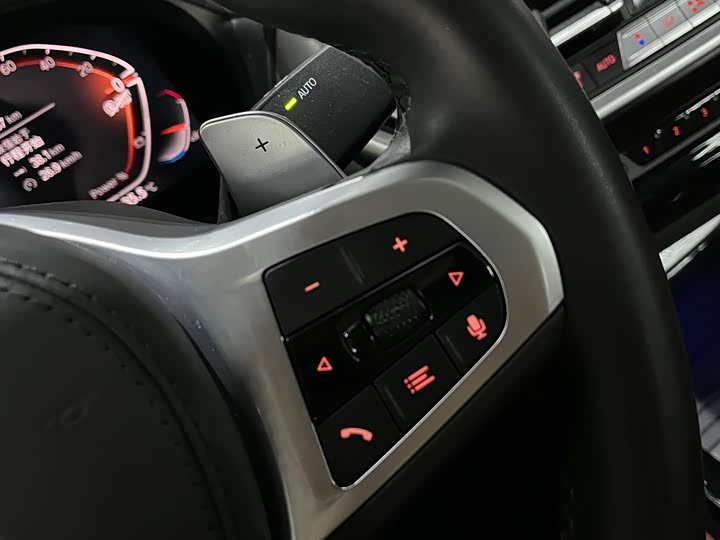 Фото 21 - BMW X4