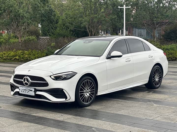 Фото 1 - Mercedes-Benz C-Class