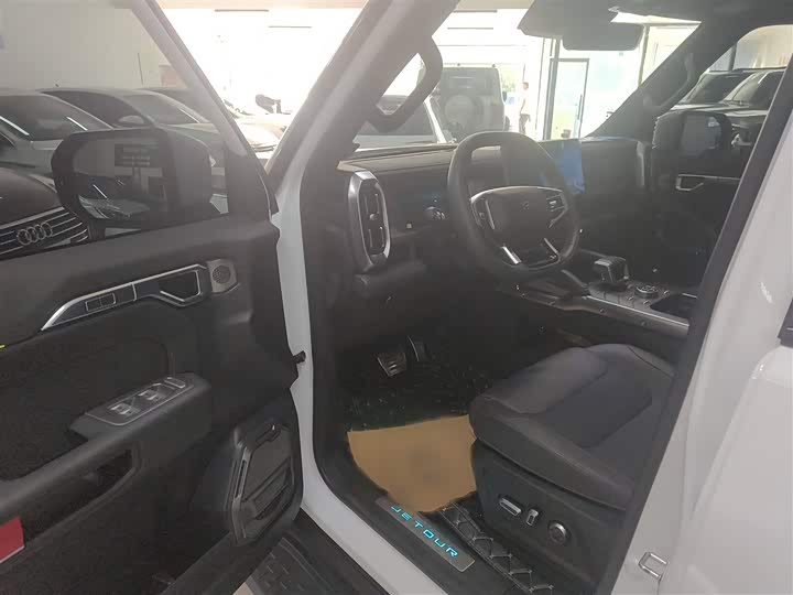 Фото 9 - Jetour T2