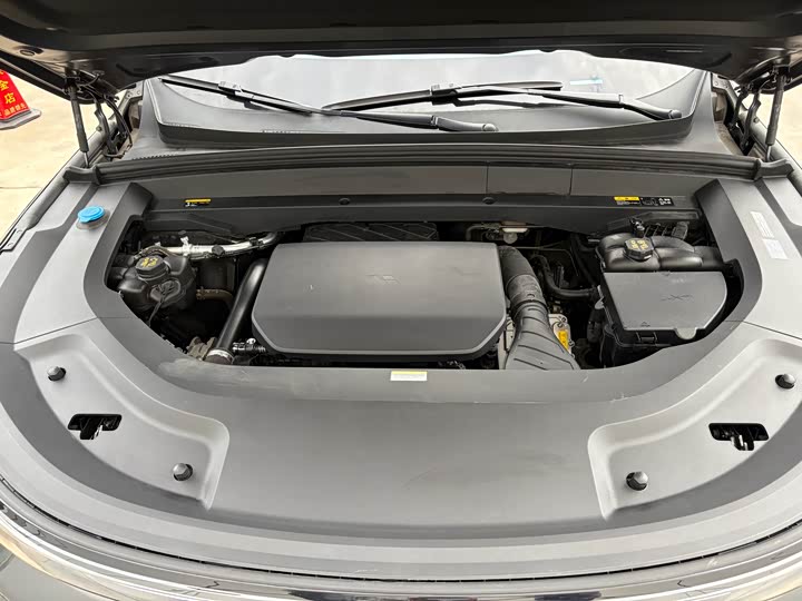 Фото 16 - LiXiang L8