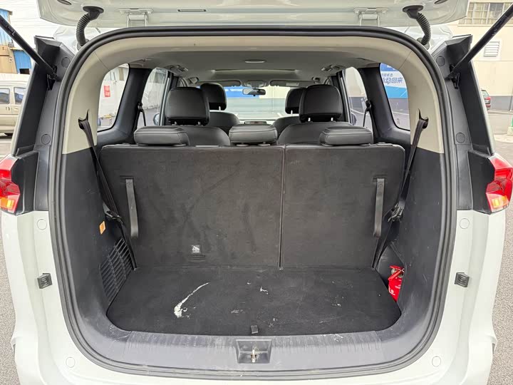 Фото 25 - Maxus G50