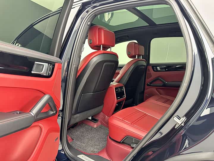 Фото 6 - Porsche Cayenne