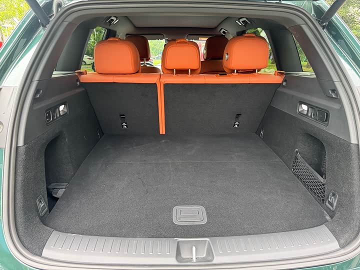 Фото 15 - LiXiang L6