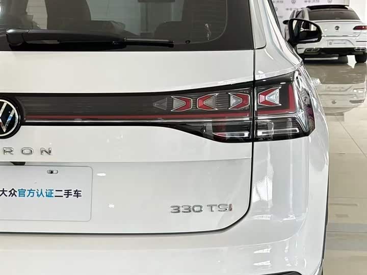 Фото 16 - Volkswagen Tayron