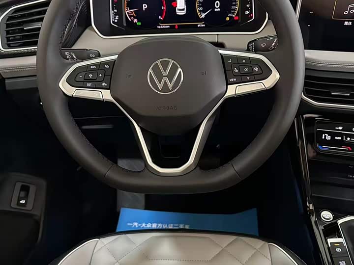 Фото 19 - Volkswagen Tayron