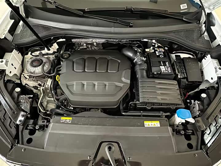 Фото 32 - Volkswagen Tayron