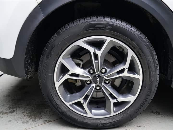 Фото 26 - Kia KX5