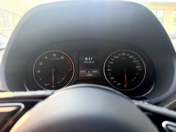 Фото 3 - Audi Q2L