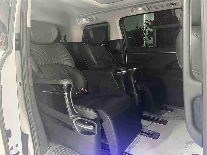 Фото 12 - GAC Trumpchi M8