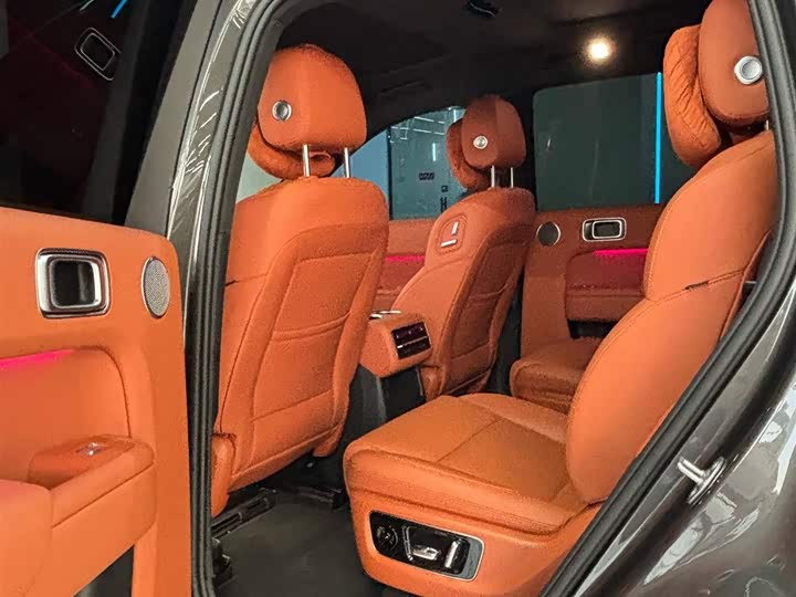 Фото 8 - LiXiang L8