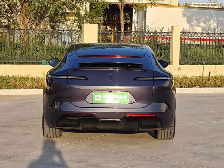 Фото 4 - Avatr 12