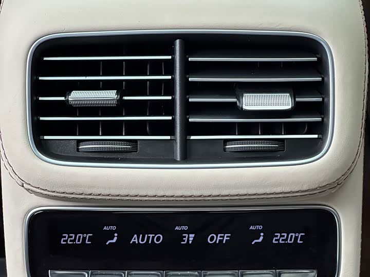 Фото 14 - Mercedes-Benz Maybach GLS