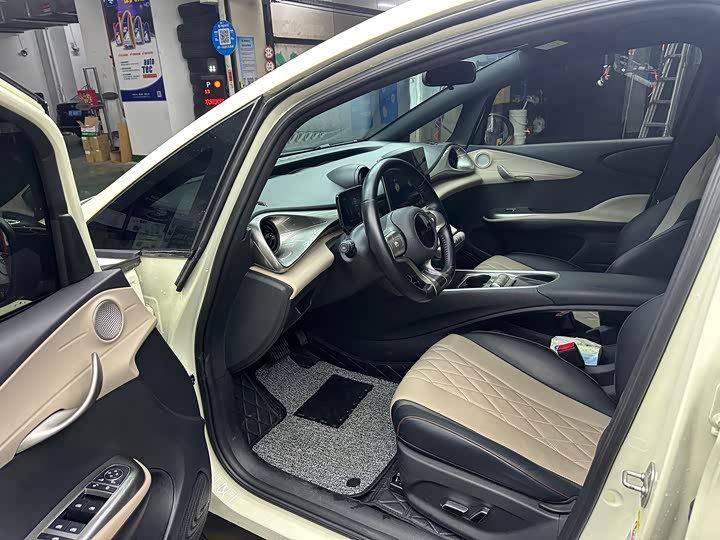 Фото 4 - BYD Dolphin