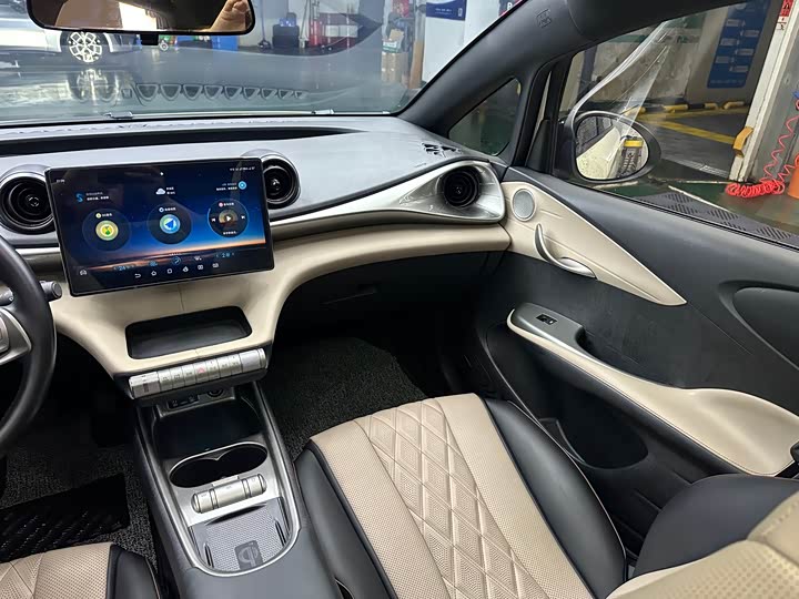 Фото 7 - BYD Dolphin