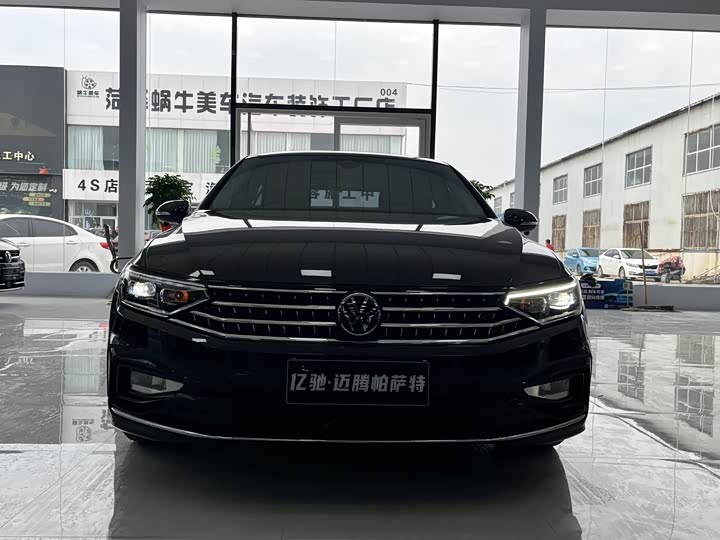 Фото 2 - Volkswagen Magotan