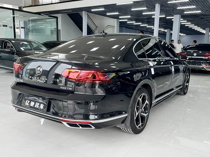 Фото 6 - Volkswagen Magotan