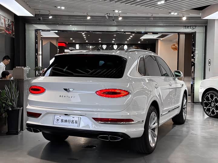 Фото 4 - Bentley Bentayga