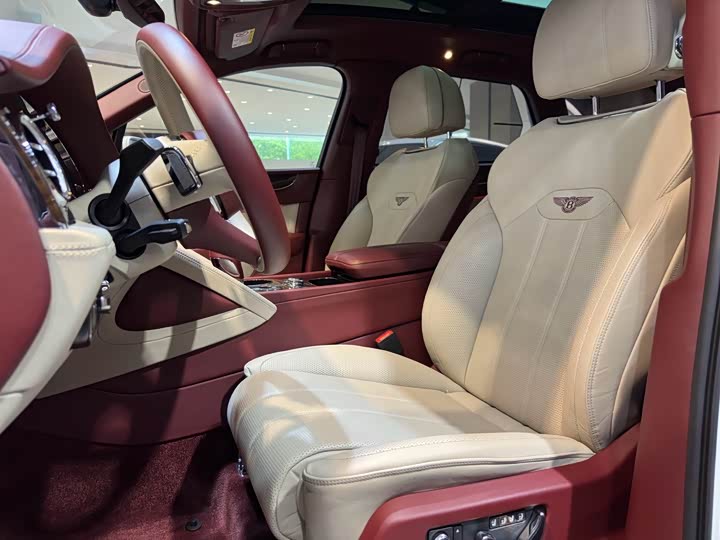 Фото 5 - Bentley Bentayga