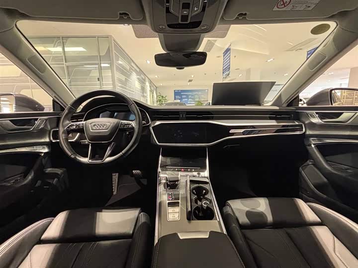 Фото 4 - Audi A7