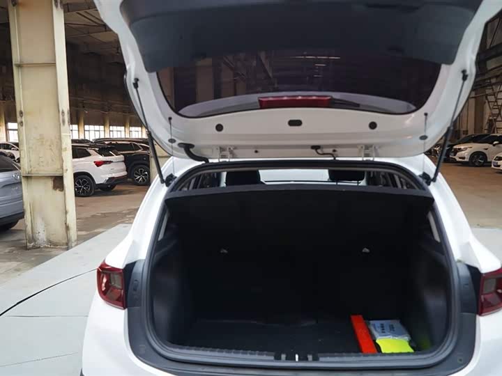 Фото 17 - Kia KX1