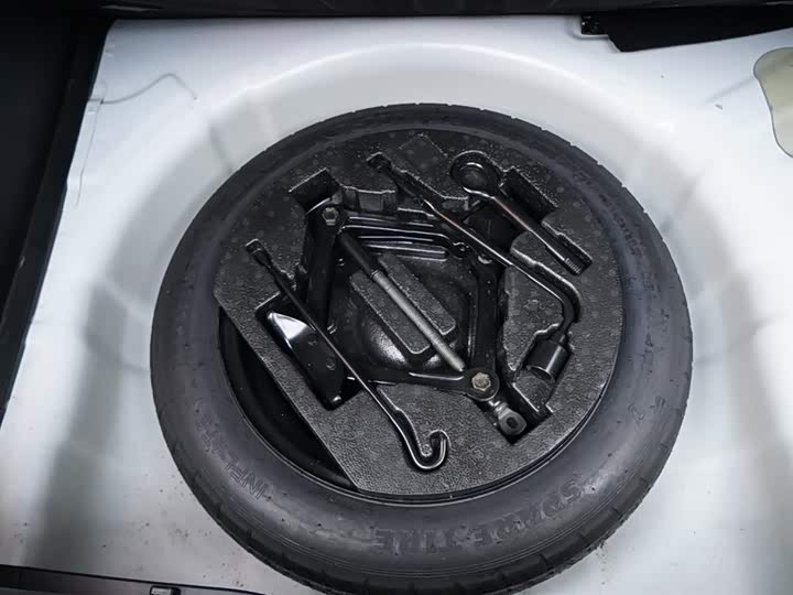 Фото 19 - Kia KX1