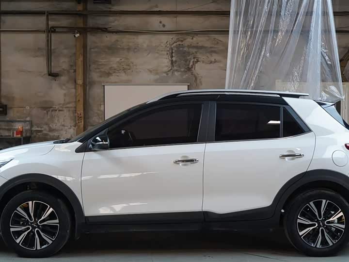 Фото 2 - Kia KX1