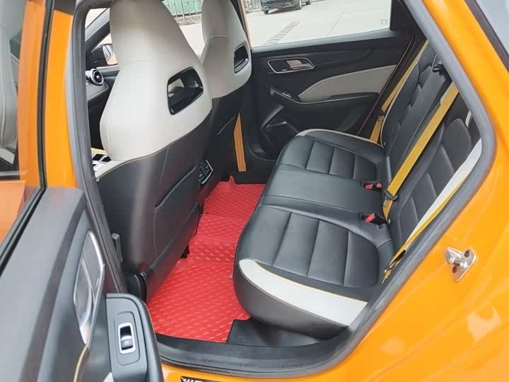 Фото 10 - MG Motor 6