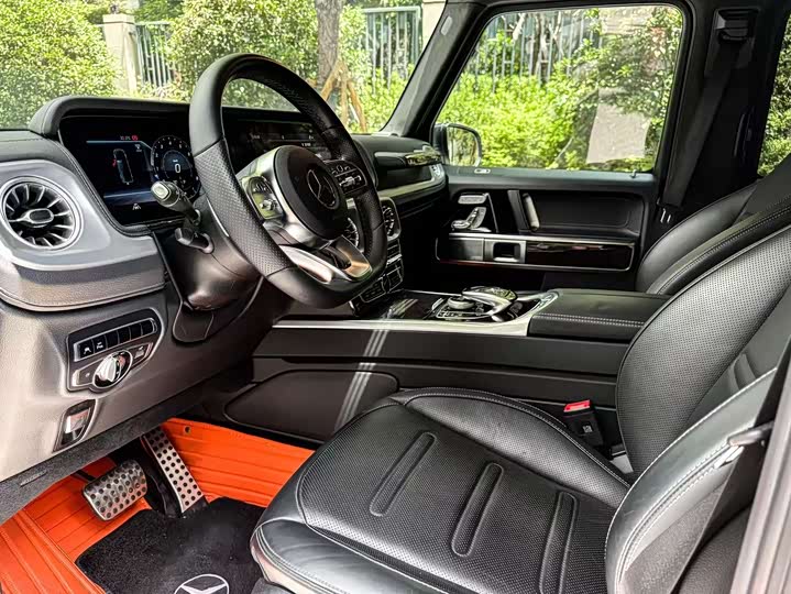 Фото 6 - Mercedes-Benz G-Class