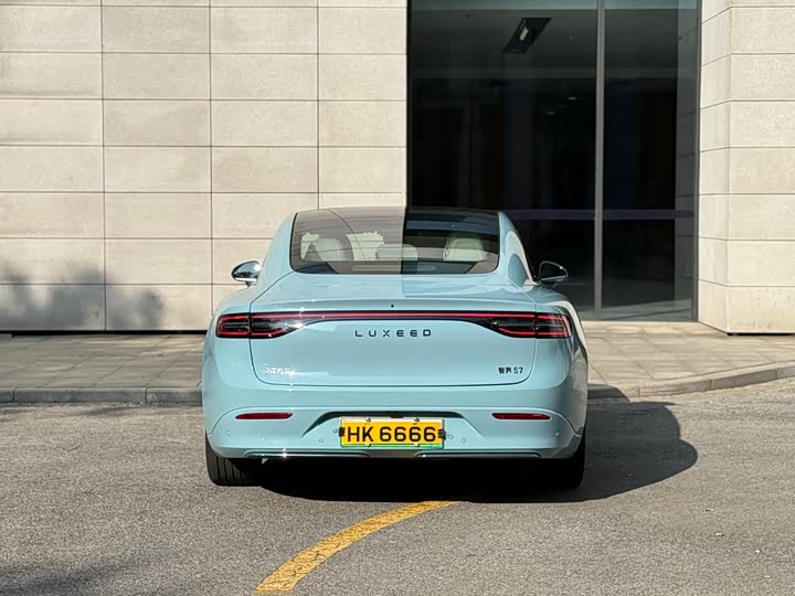 Фото 20 - Luxeed S7