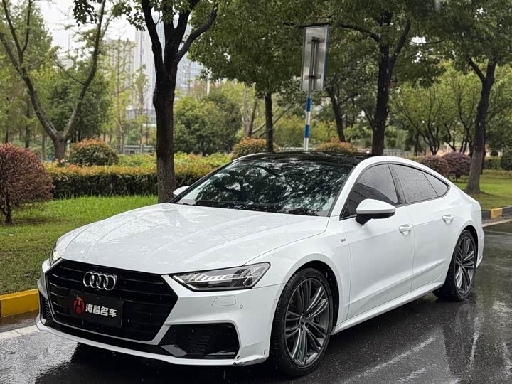 Фото 10 - Audi A7