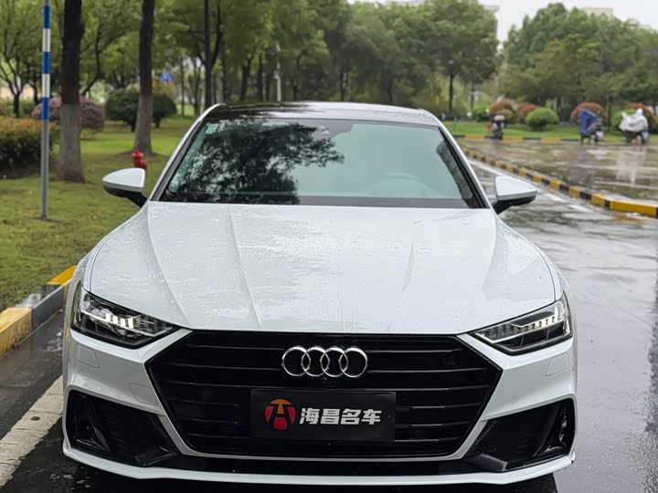 Фото 2 - Audi A7