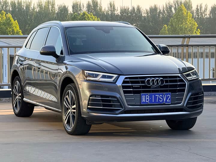 Фото 3 - Audi Q5L