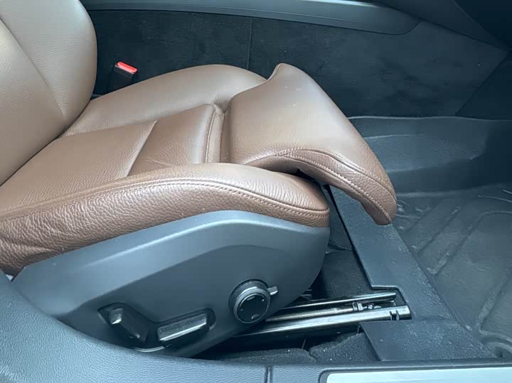 Фото 8 - Volvo S60