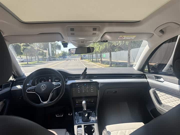 Фото 4 - Volkswagen Magotan