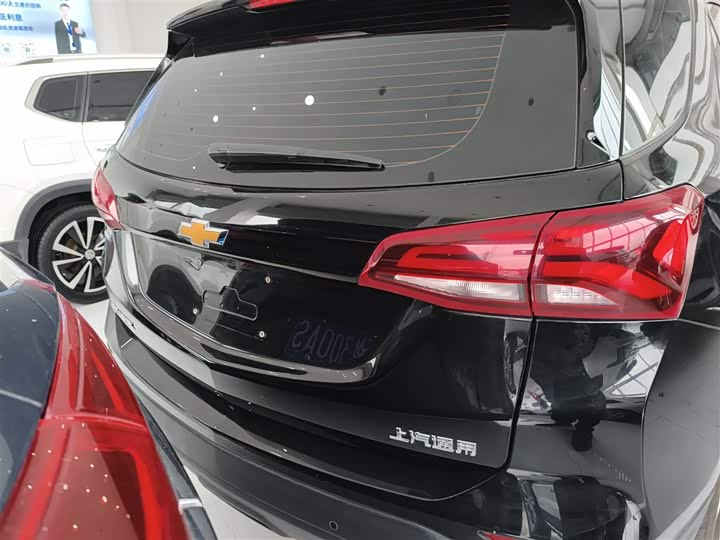 Фото 6 - Chevrolet Equinox