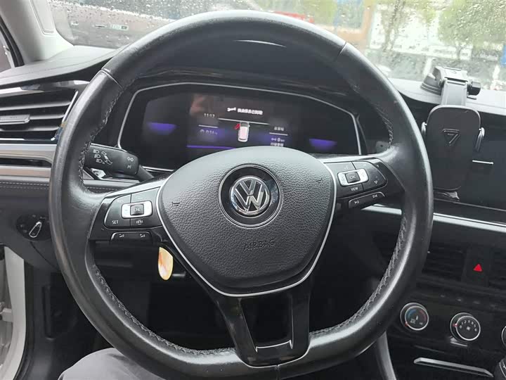 Фото 3 - Volkswagen Sagitar L