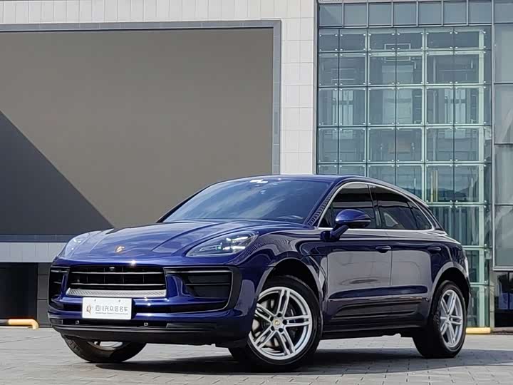 Фото 1 - Porsche Macan